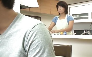 Nozomi Sasayama japanese milf stepmom 2 seconds after